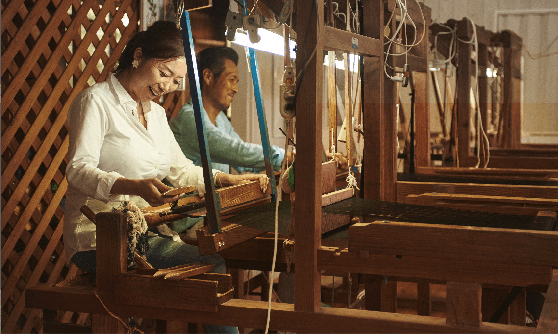 11月のおすすめスポット:大島紬村で伝統工芸体験